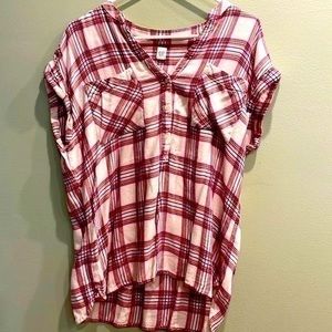 Gap shirt size large women’s fall button up shirt plaid shirt